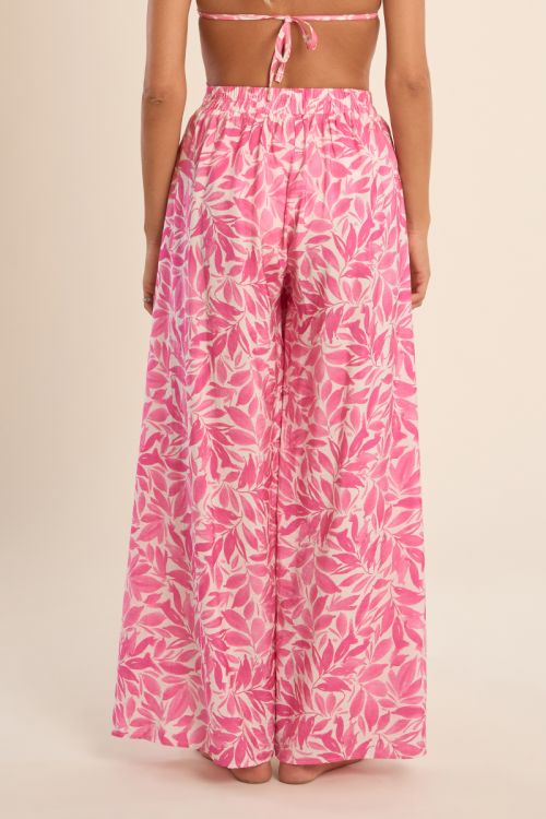 Flowing trousers, printed