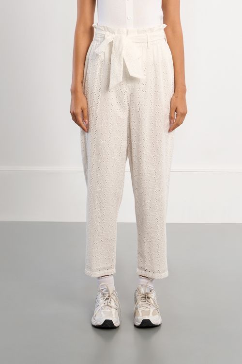 Pantalón de mujer tobillero, en tejido acanalado.