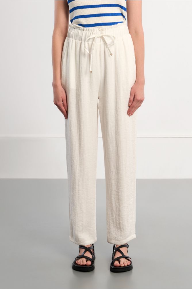 Pantalon blanc, droit