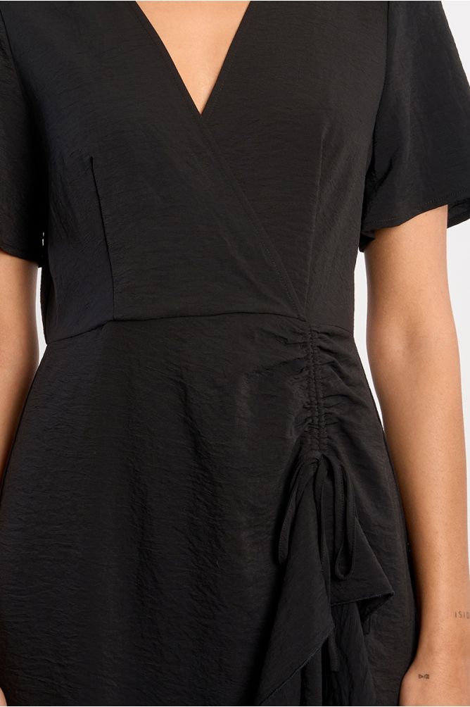 Robe mini asymétrique