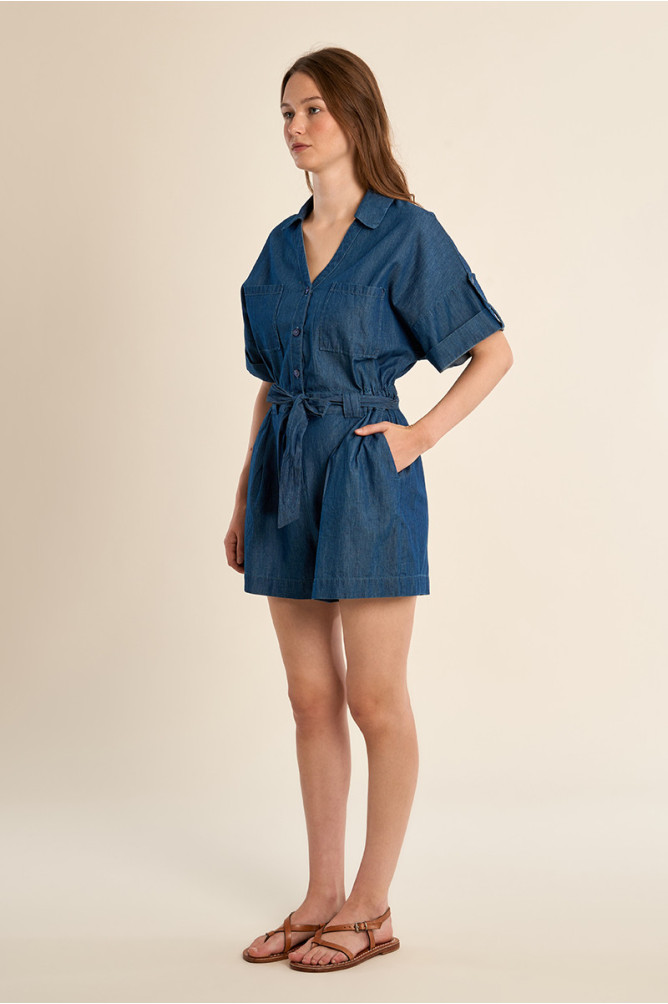 Combinaison short nouable à la taille