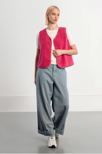 Veste courte sans manches