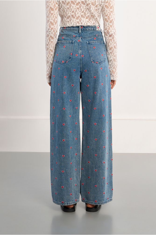 Cotton jeans with embroidered multi-hearts