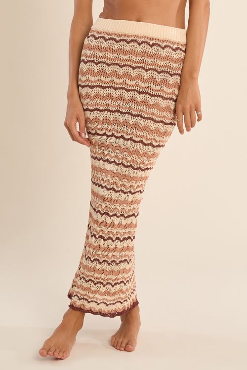 Falda larga, multicolor, crochet.