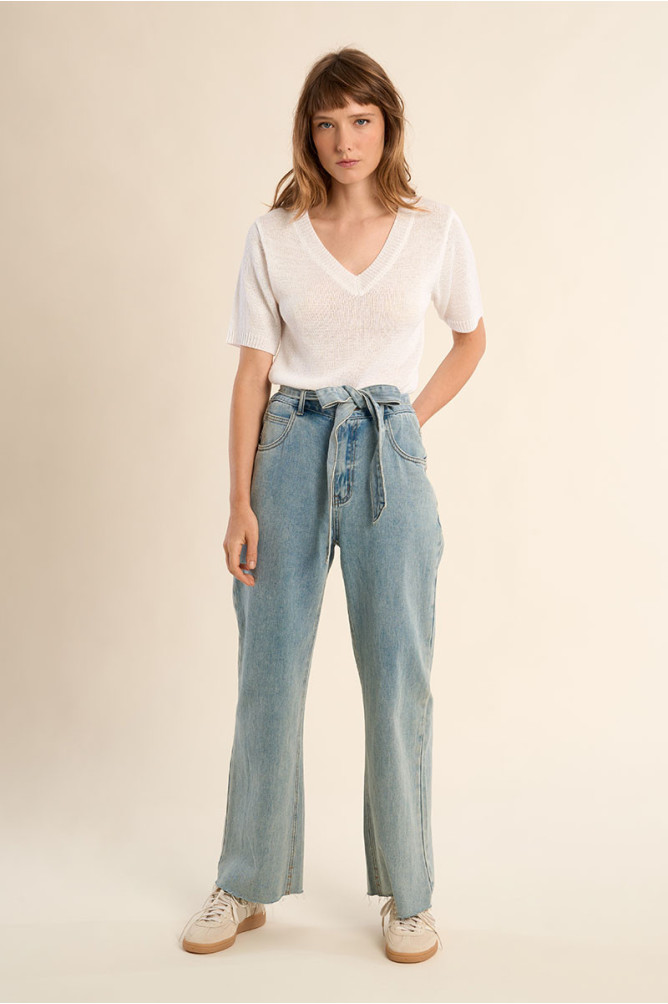 Pantalón de mujer vaquero, con lazada.