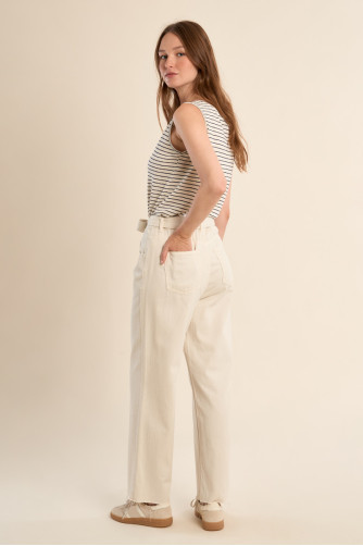 Pantalón de mujer vaquero, con lazada.