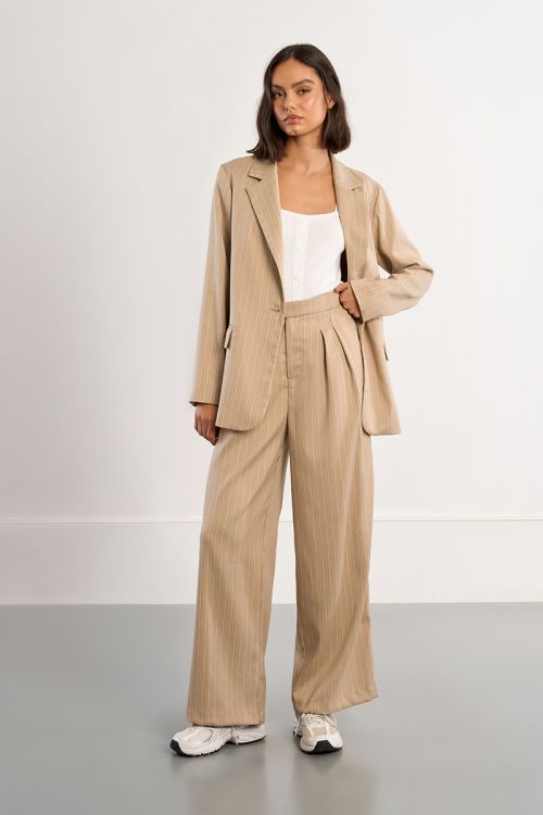 Blazer de mujer de manga larga, con cuello, solapa y estampado.