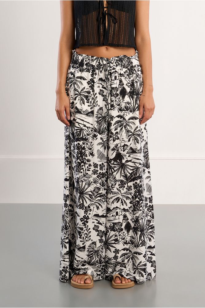 Pantalón de mujer largo, ancho, con estampado.