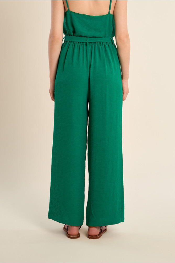 Flowing trousers