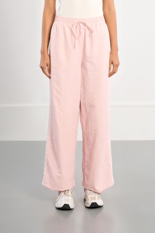 Pantalon de survêtement en nylon et en dentelle