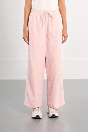 Pantalon de survêtement en nylon et en dentelle