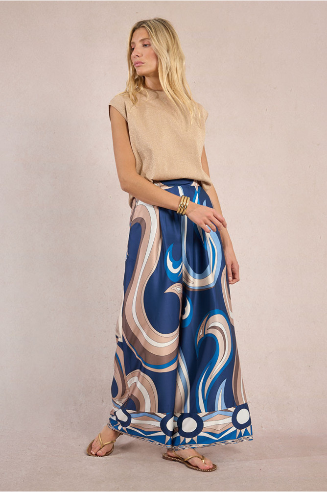 Pantalón de mujer largo, ancho, con estampado.