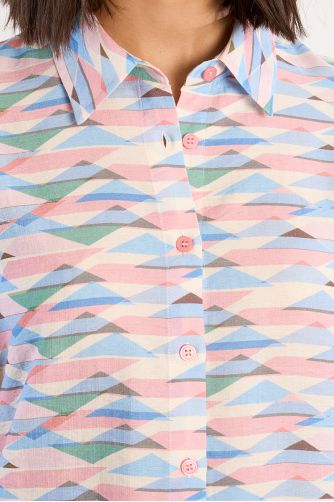 Sleeveless blouse with geometric print