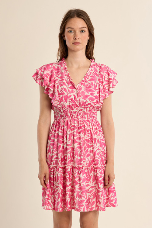 Robe courte, aux multiples volants