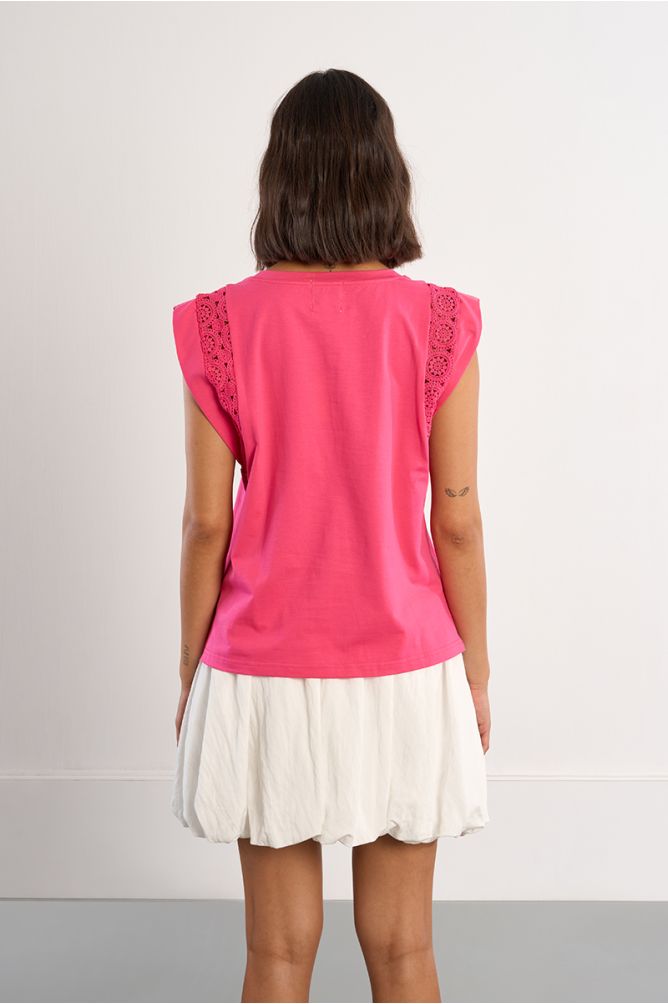 T-shirt with openwork sleeves