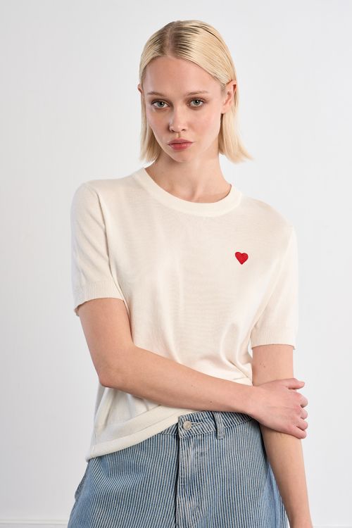 T-shirt en maille, brodé Cœur