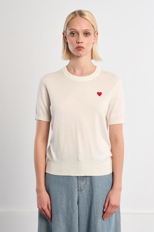 Jersey de mujer de manga corta, estampado corazón.
