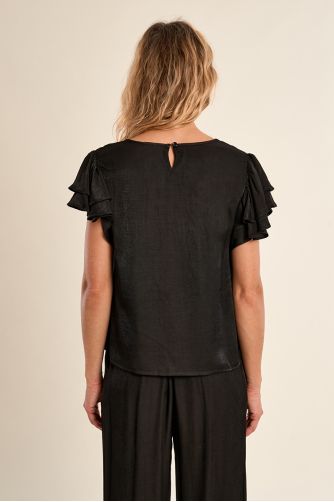 Short-sleeved top