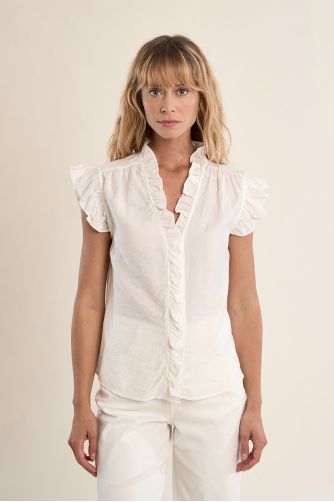 Camisa de mujer de manga corta, detalle volantes.