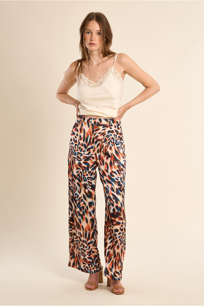 Pantalón de mujer largo, con estampado.