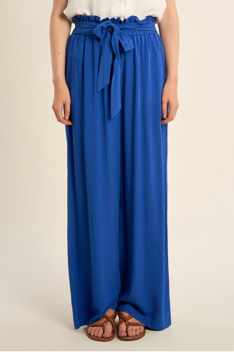 Wide-leg pants, high waist
