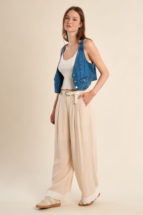 High-waisted straight trousers, lace detail