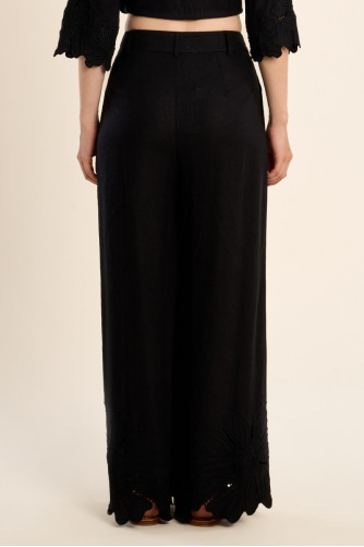 Straight-leg trousers, made of cotton