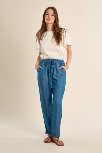 Lyocell trousers, carrot cut