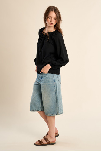 Blouse col rond perlé