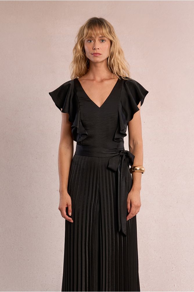 Long, pleated jumpsuit