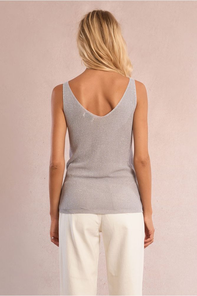 Top de mujer de tirantes, estampado lunares.