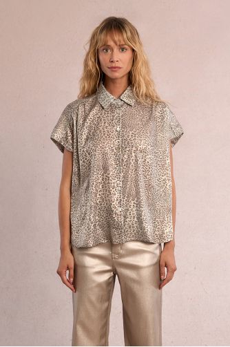 Short-sleeved blouse, leopard print