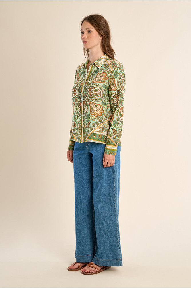 Lightweight shirt, scarf print