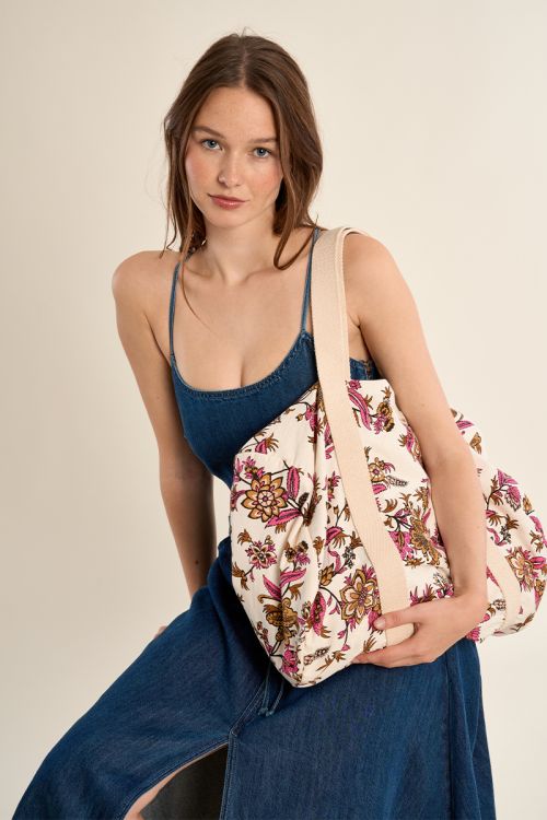 Bolso de mujer de tela, estampado floral.
