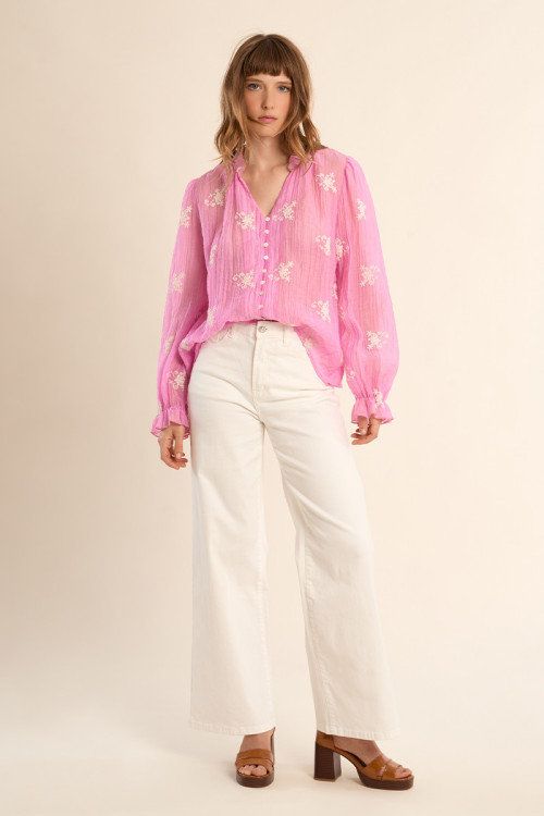 Chemise brodée en semi-transparence