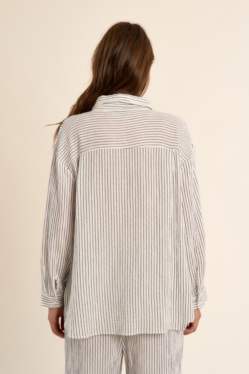 Camisa de mujer de manga larga, estampado rayas.