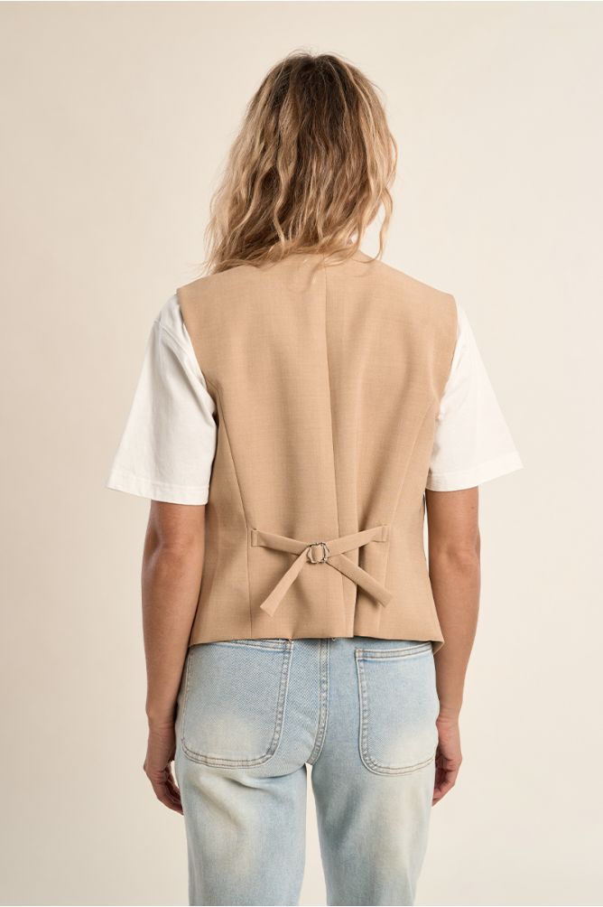 Veston court, cintré