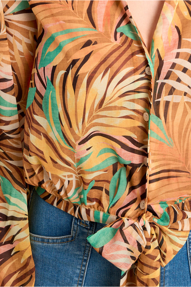 Printed shirt, knottable