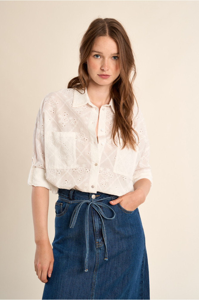 Chemise en coton, broderie anglaise