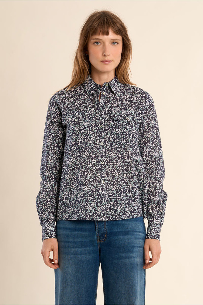 Camisa de mujer de manga larga, estampado flores.