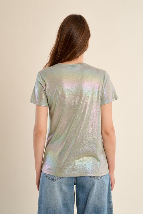 Camiseta de mujer de manga corta, en tejido brillante.