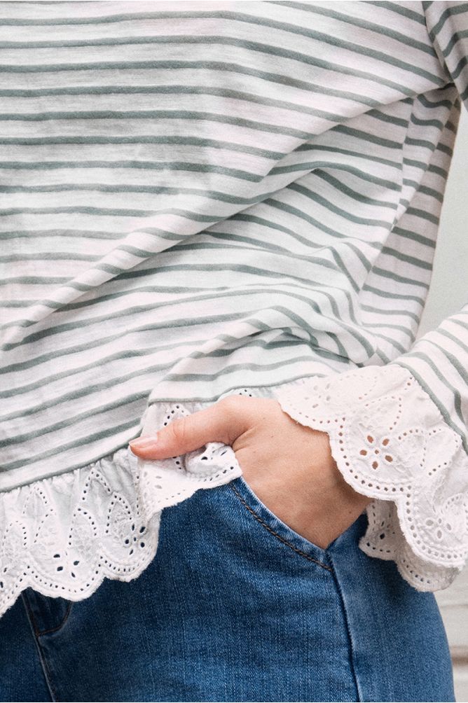 Long-sleeved cotton T-shirt