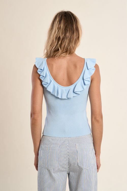 Round neck tank top with ruffles
