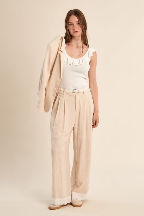 Round neck tank top with ruffles
