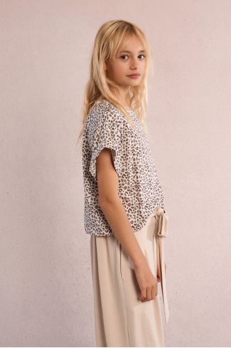 Top de niña de manga corta, estampado animal.