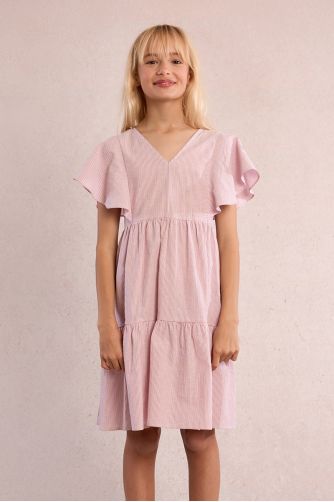 Vestido de niña de manga mariposa, con estampado y volantes.