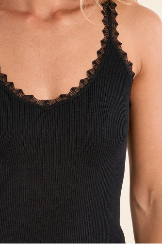 Knitted tank top, lace straps
