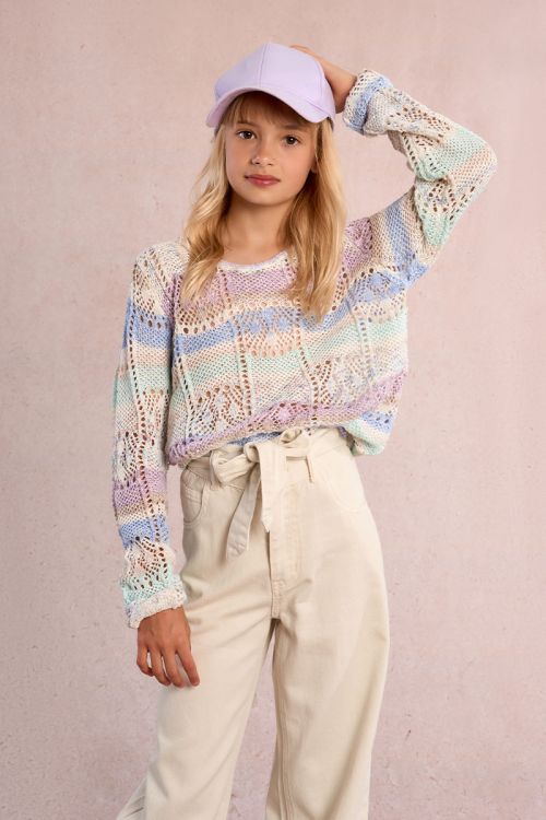 Jersey de niña de manga larga, corte recto.