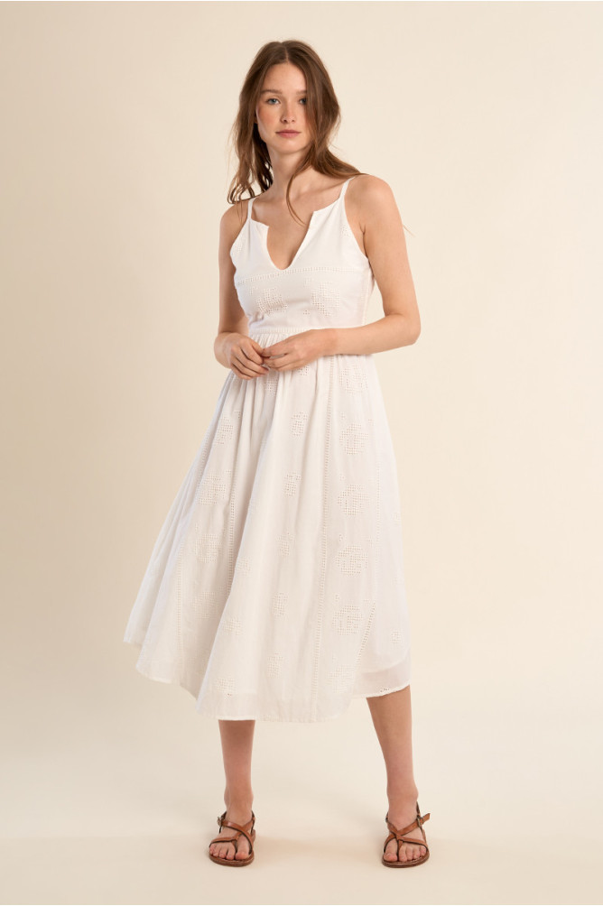 Robe mi-longue en coton, broderies ajourées
