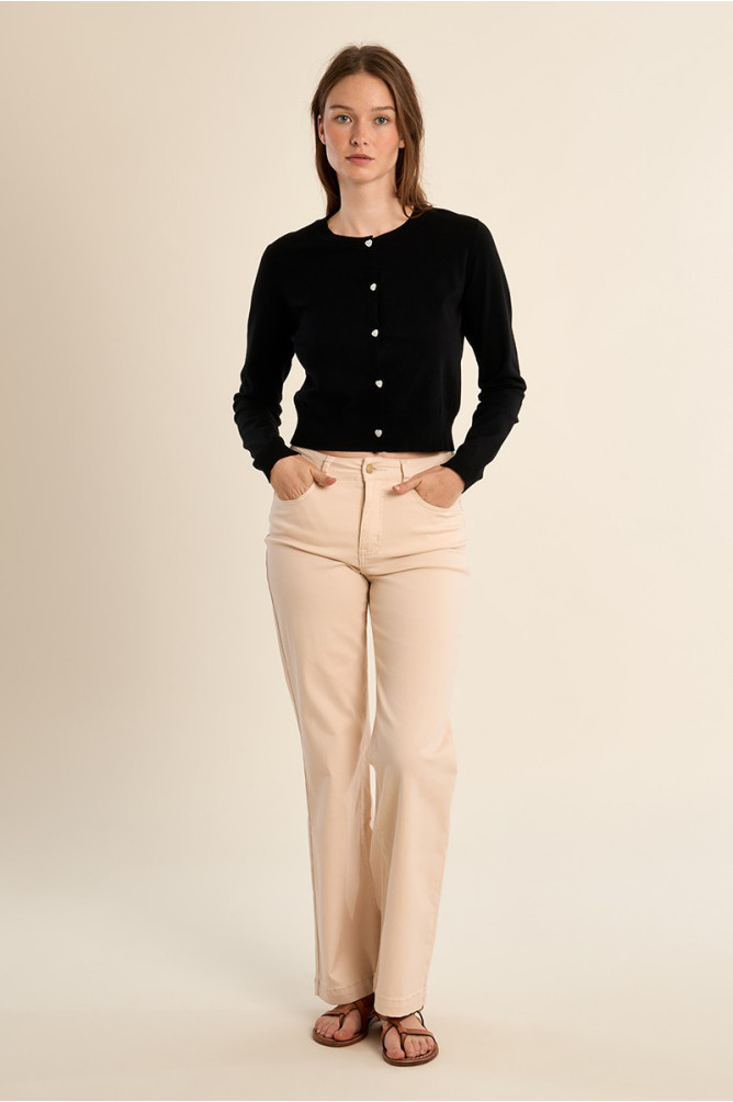 Gilet boutonné, détails cœurs